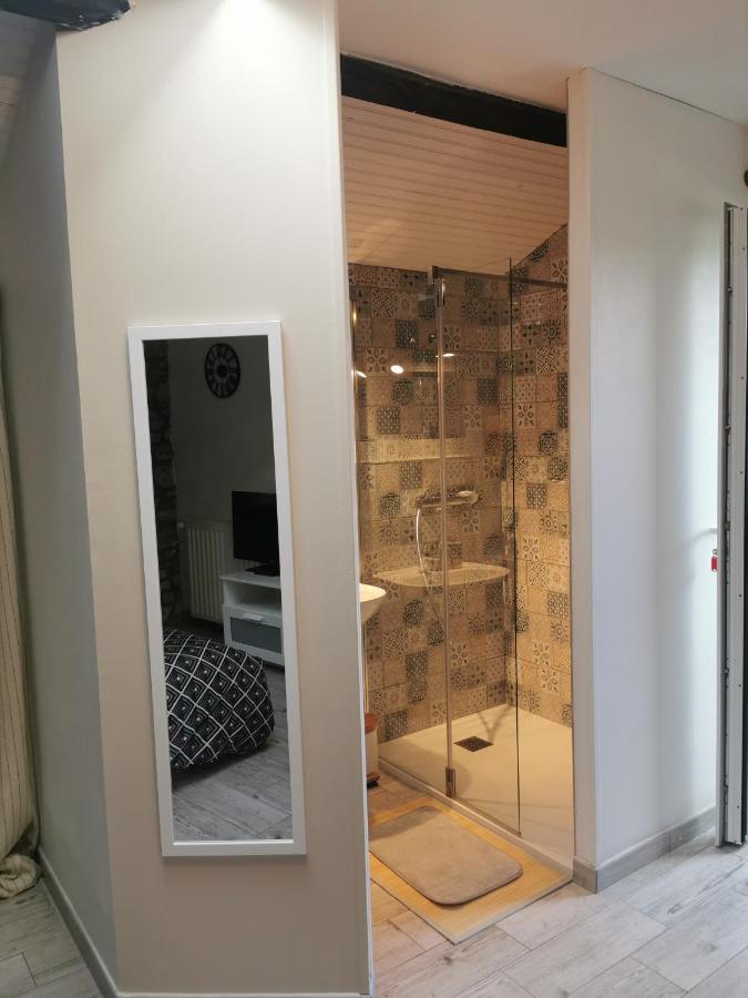 La Chambre De La Pomerie Chiché 外观 照片